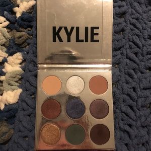 KYLIE Holiday 2016 Palette
